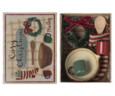 Maileg - Świąteczny zestaw dla myszek , Cosy christmas set Maileg - Świąteczny zestaw dla myszek , Cosy christmas set