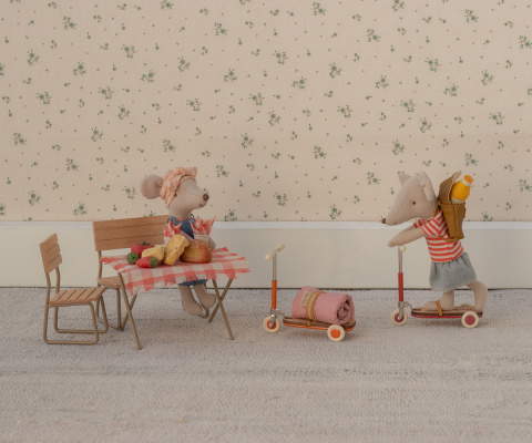 Maileg Hulajnoga, Myszka - Pomarańczowa Maileg Hulajnoga, Myszka - Pomarańczowa